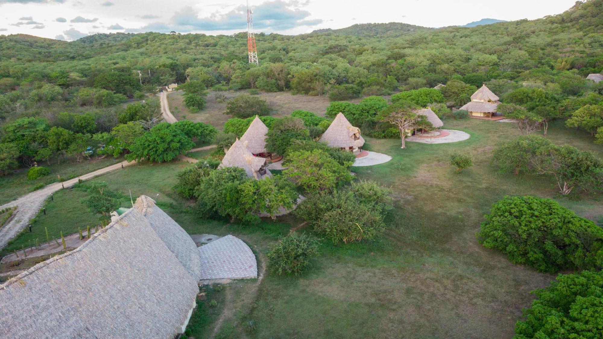 Hotel Punta Teonoste ポポヨ エクステリア 写真