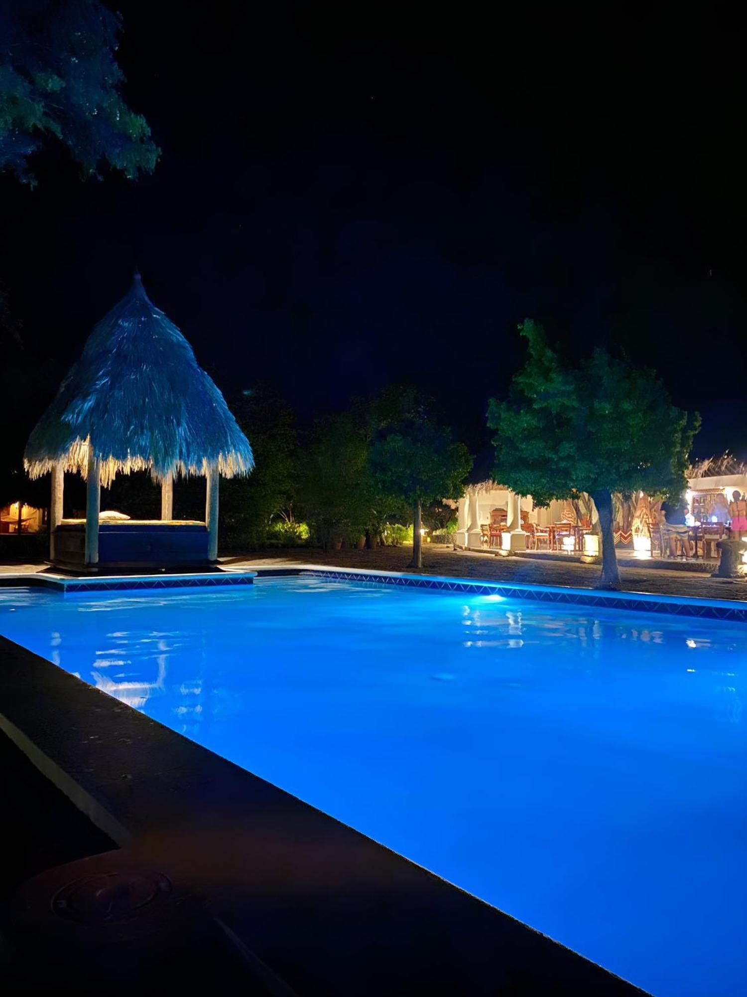 Hotel Punta Teonoste ポポヨ エクステリア 写真